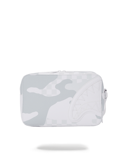 3AM LE BLANC TOILETRY BAG