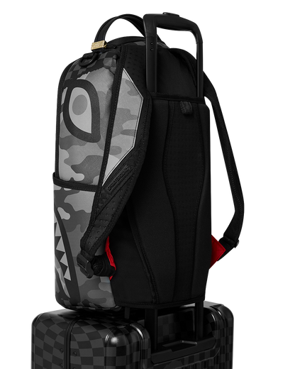 3AM RIPTIDE SHARKNAUTICS HARDSHELL CARRY-ON LUGGAGE
