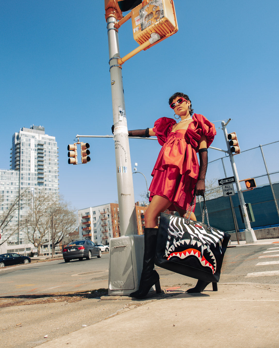 ZE SHARK PREDATOR TOTE